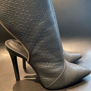 Liliana boots